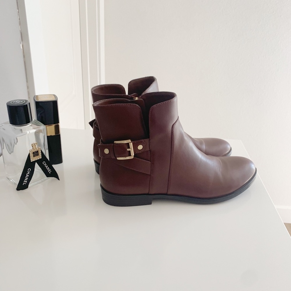 G.H. Bass & Co. Brown Leather Booties NWOT